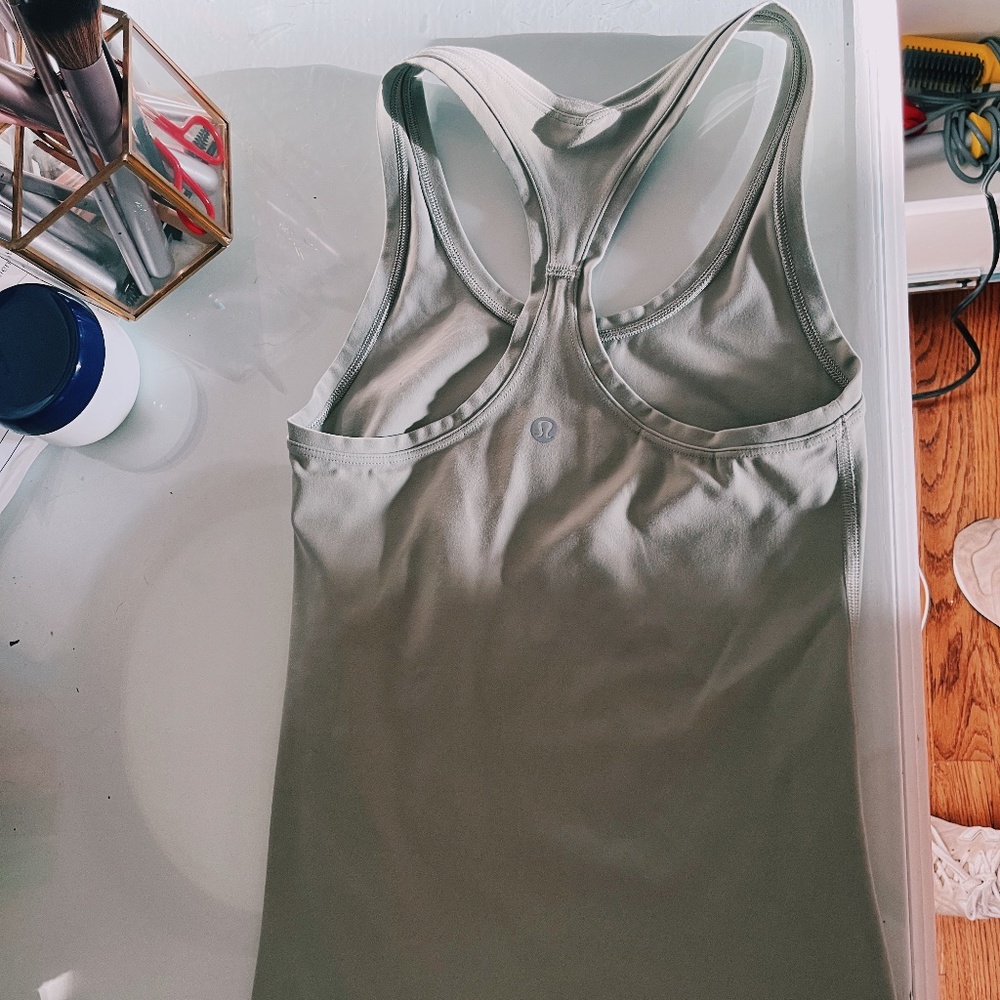 Lululemon Nulu Tank Top